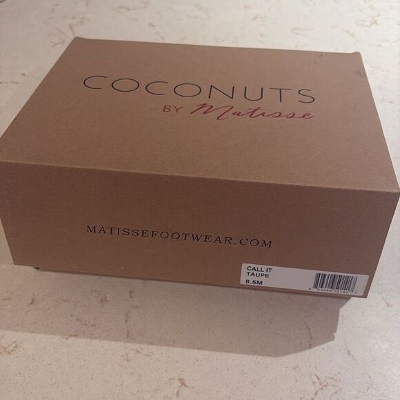 Coconuts by Matisse Call It Taupe slip on heeled mule SZ 8.5 - Picture 12 of 12